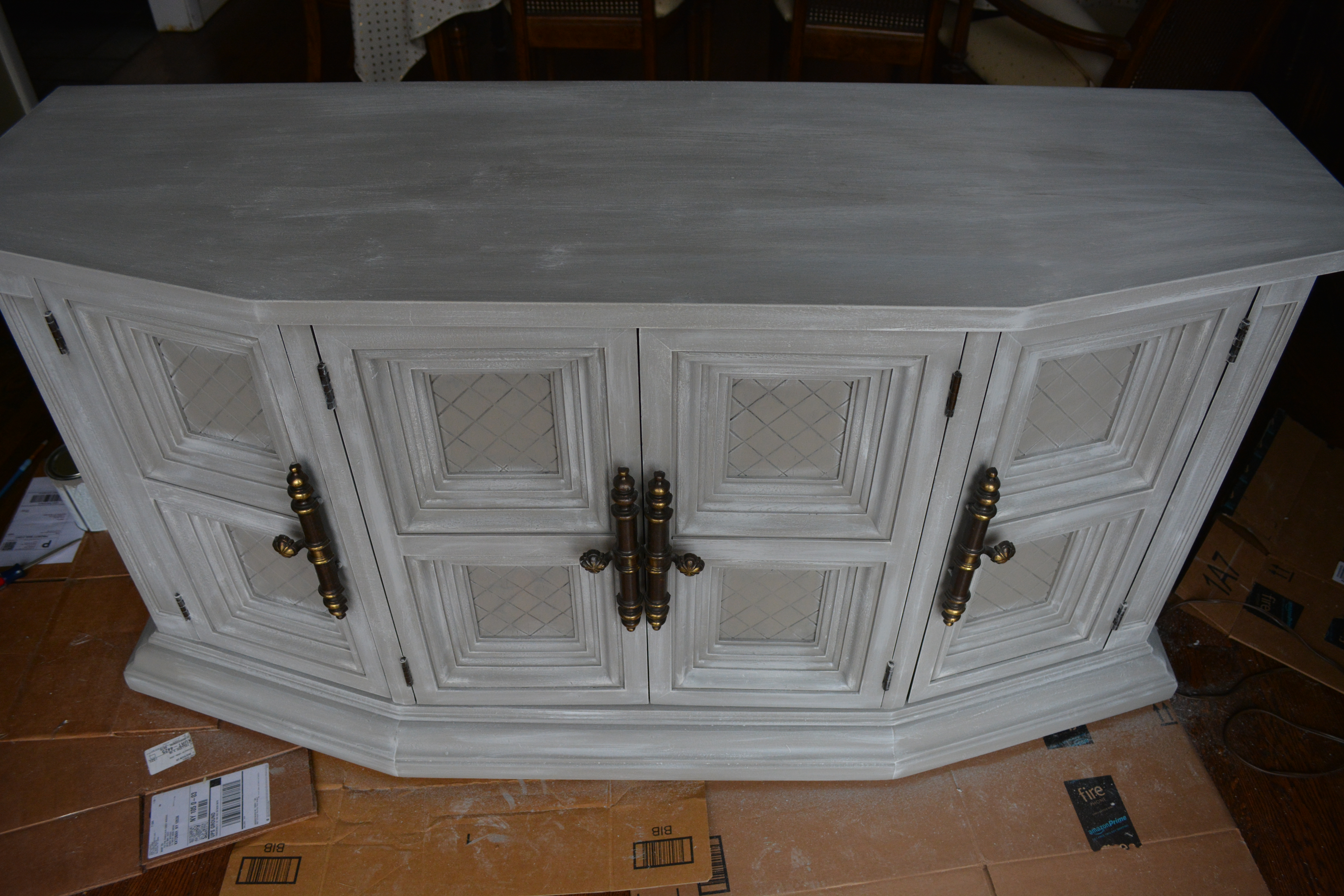 Chalk Paint Buffet Makeover @ Made2Style