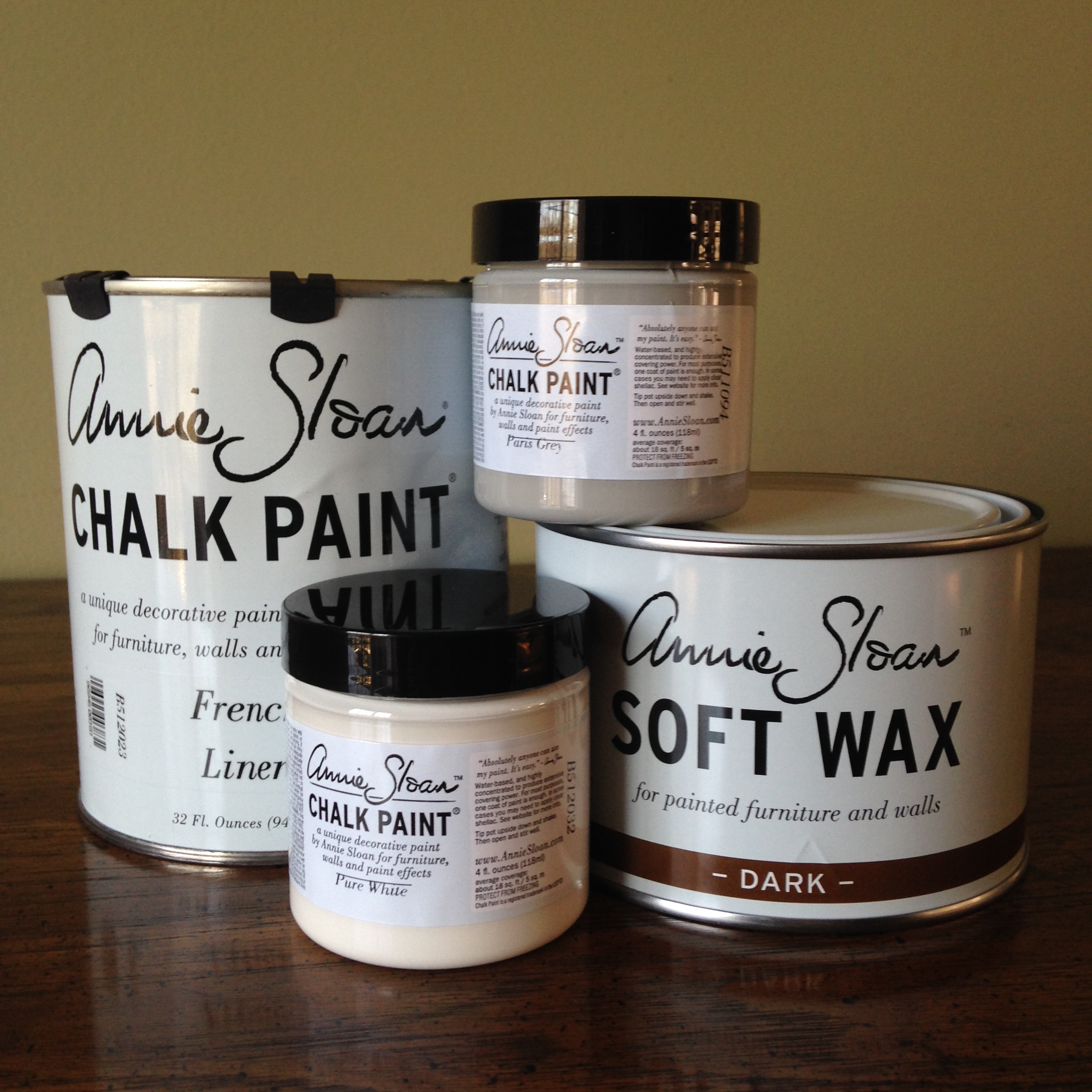 Chalk Paint Buffet Makeover @ Made2Style