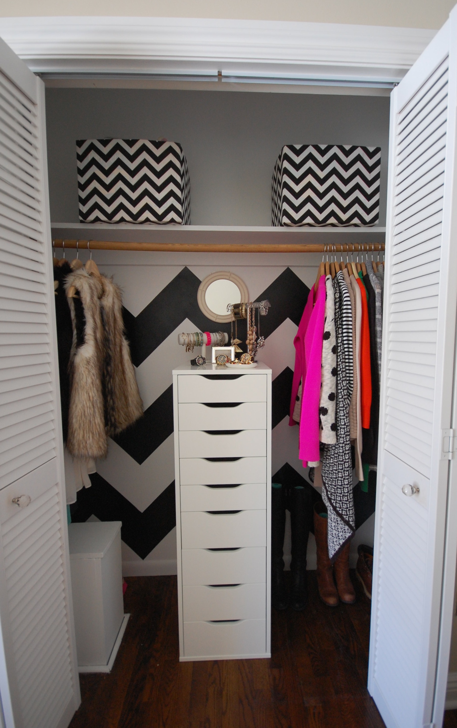 How to Paint a Chevron Wall