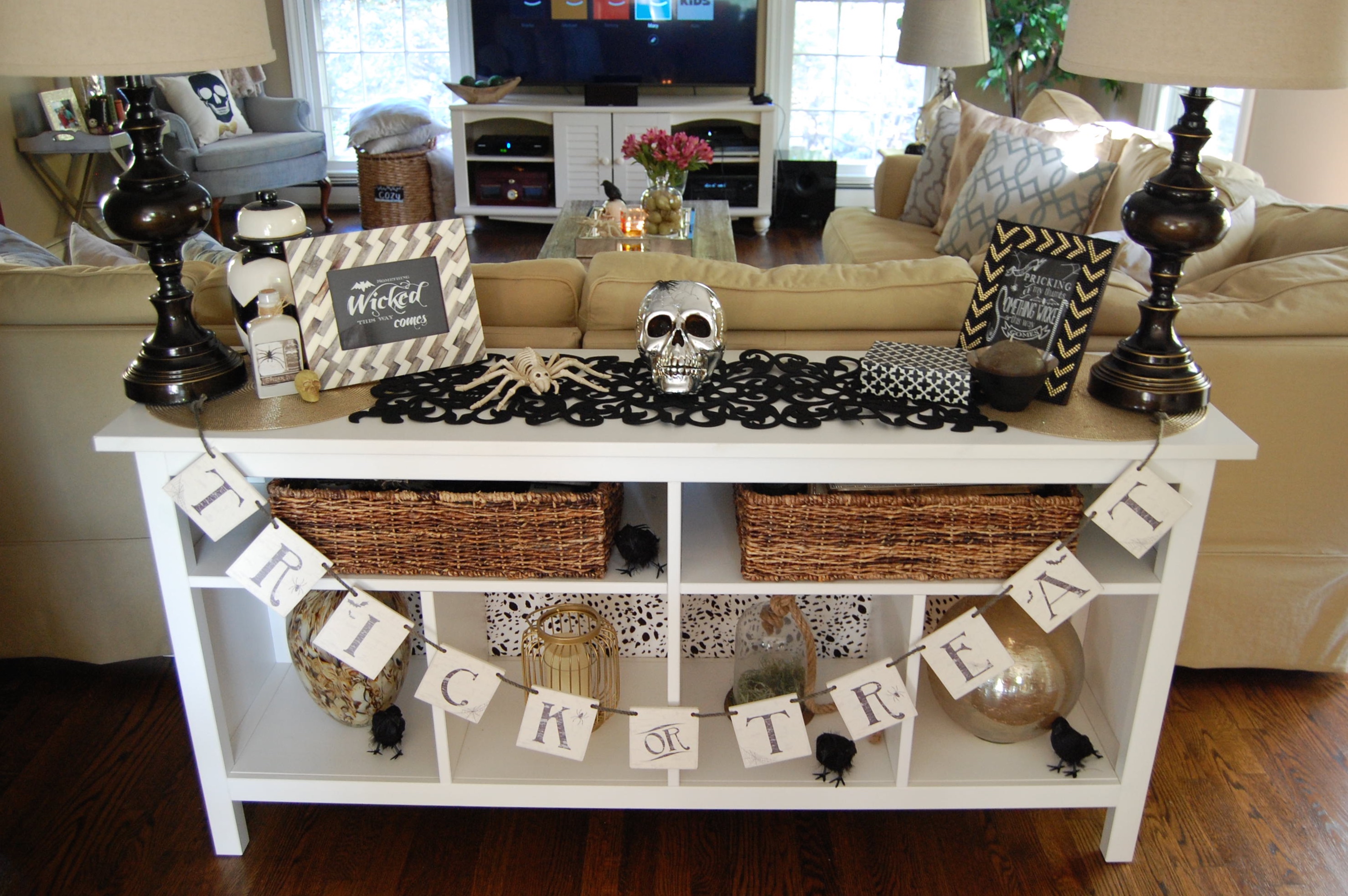 Halloween Home Tour