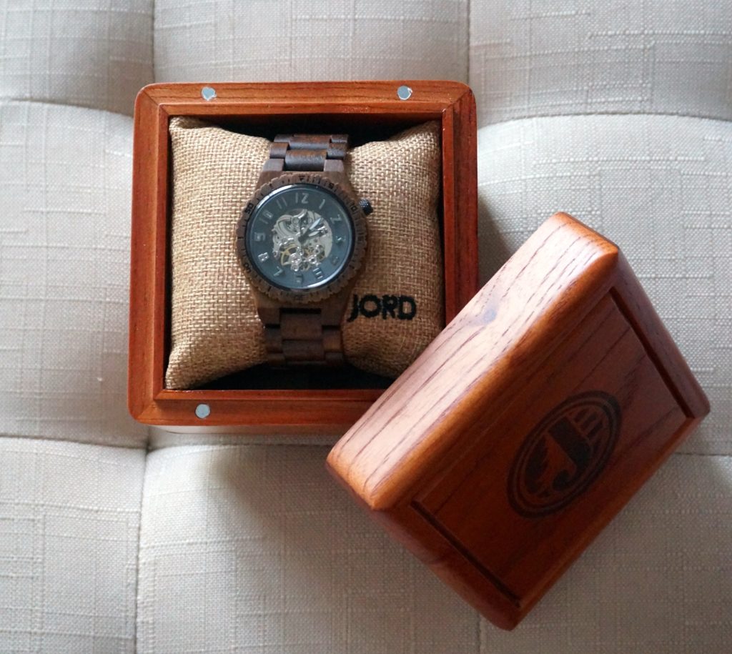 Gifting A Unique Wooden Watch for Him this Valentine’s Day